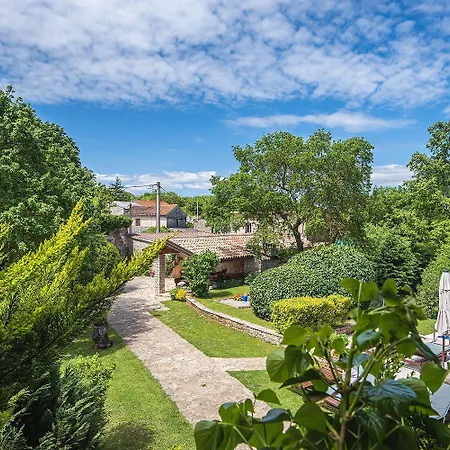 Sonnige Mit Privatem Pool, Wlan, Klima, Garten Und Grill بيت للعطل